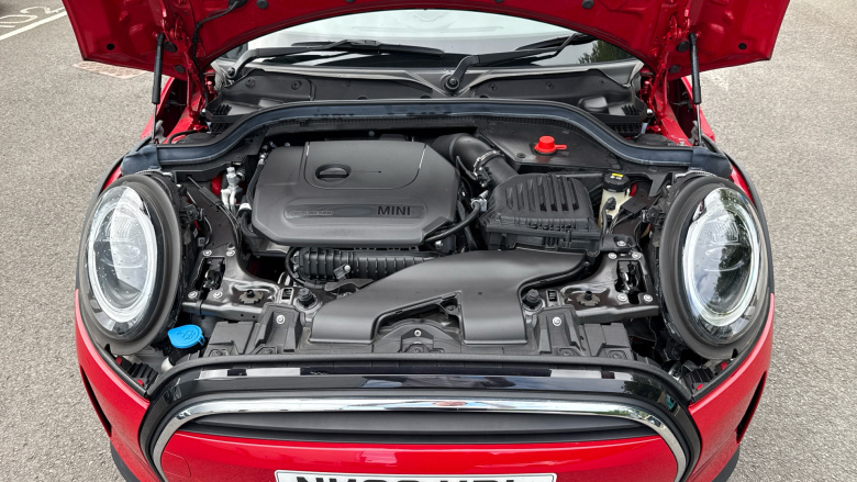 MINI Hatchback 1.5 Cooper Classic 3dr Petrol Hatchback